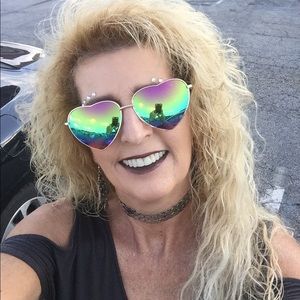 Meet your Posher, Patricia